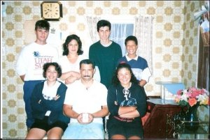 Tyrone, Desley, Soranya, Uncle Willie, Alick, Leini & Miki